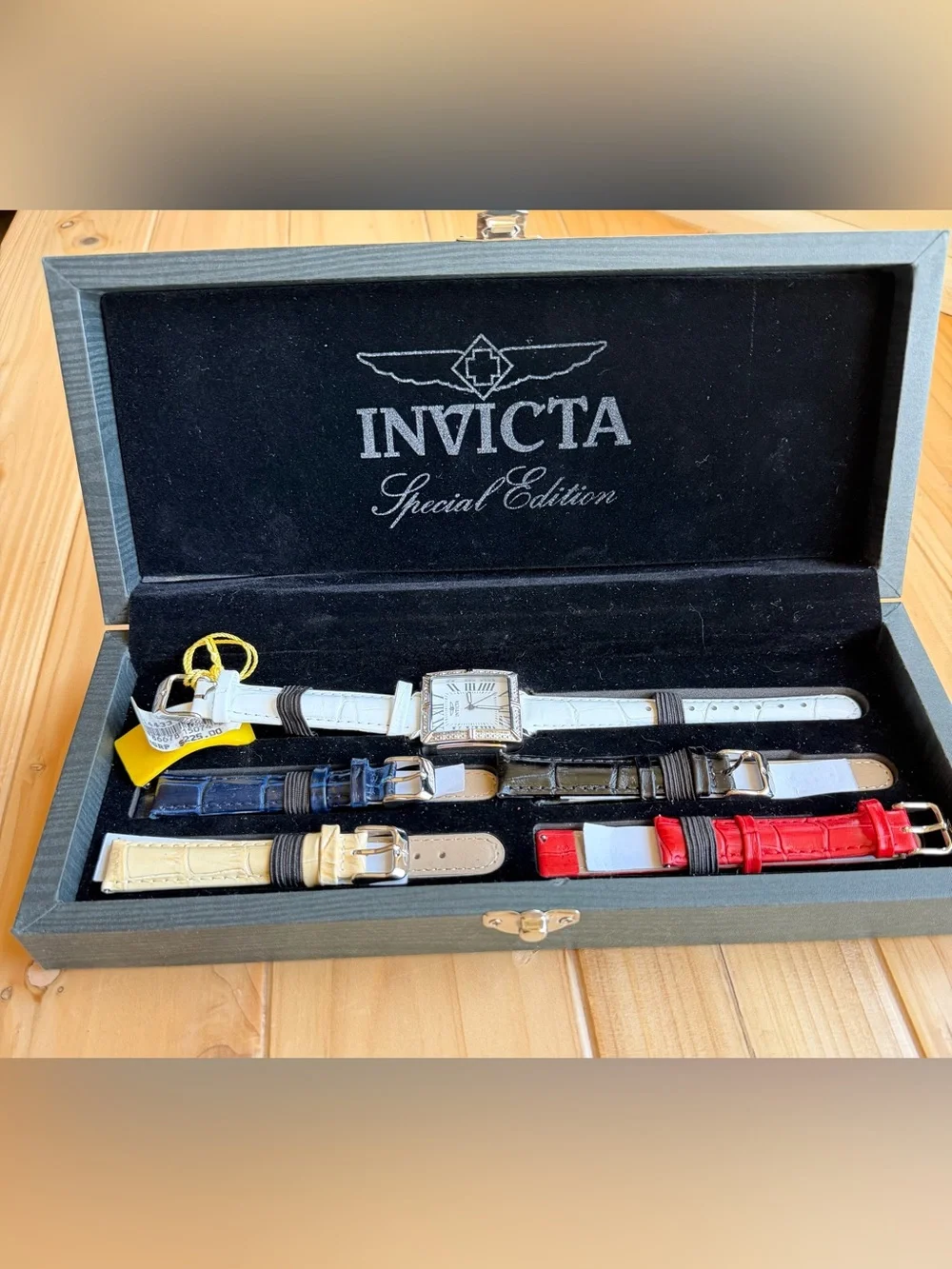 NWT Invicta Wildflower Fiery Sun Worshipers Watch Set 14433